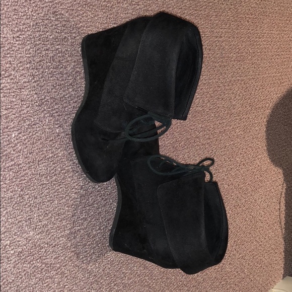 Wedges - Picture 1 of 1